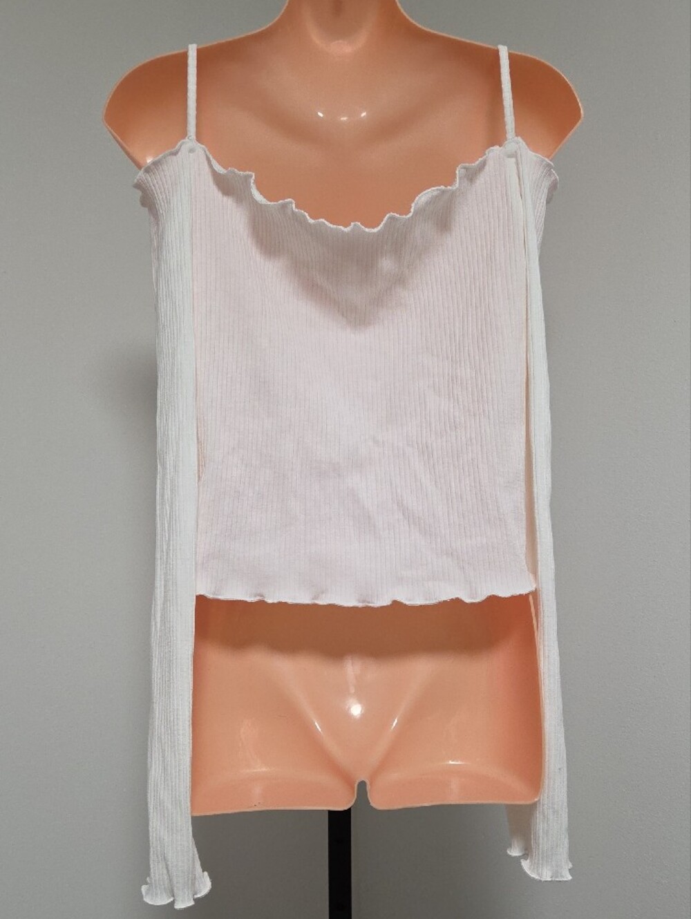 DAZY Ruched Off-Shoulder Ribbed Top - Picture 4 of 9